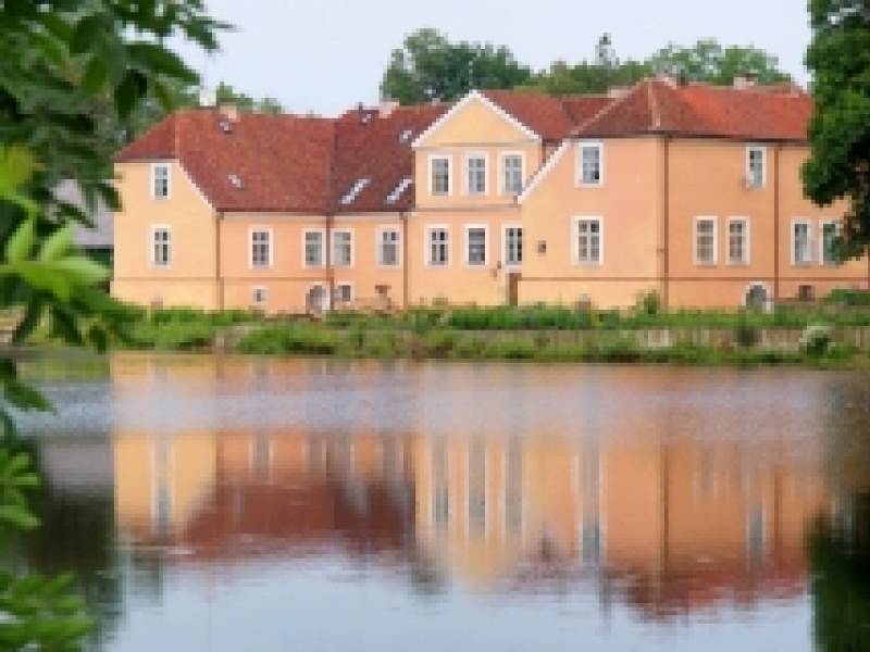 Kukšu Muiža